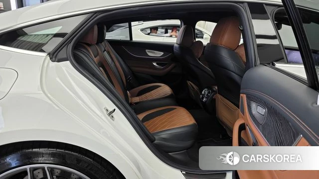 Mercedes-Benz AMG GT 2023 Белый из Кореи, фото 3