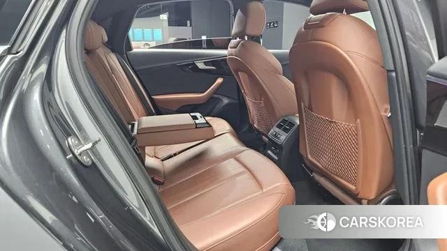 Audi A4 (B9) 2022 Серый из Кореи, фото 3