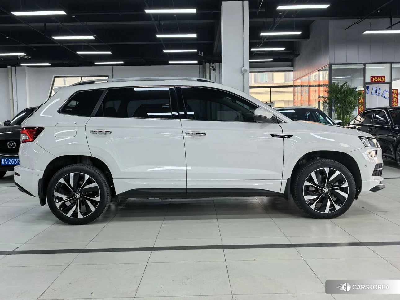 Skoda Krok 2022 Белый из Китая, фото 3