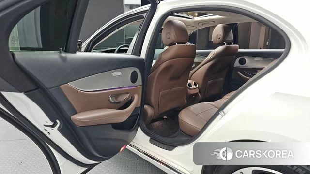 Mercedes-Benz E-Class W213 2019 Белый из Кореи, фото 3