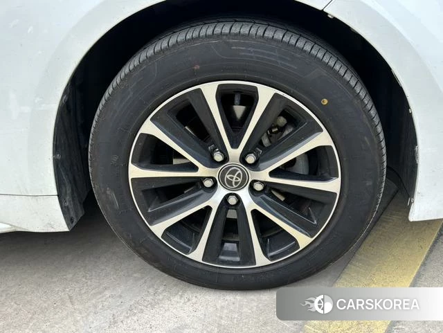 Toyota Lei Ling 2023 Белый из Китая, фото 3