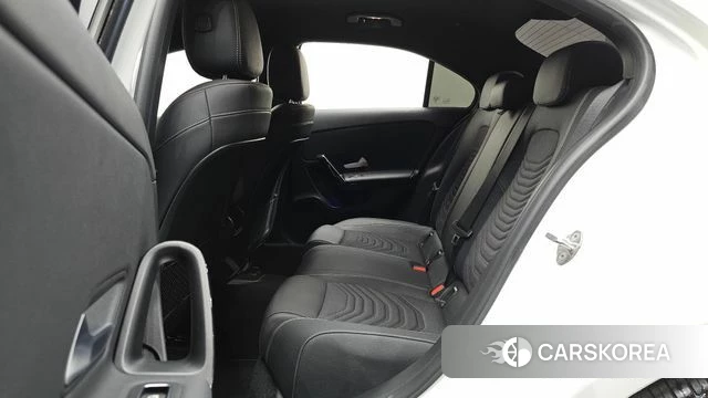 Mercedes-Benz A-Class W177 2020 Белый из Кореи, фото 3