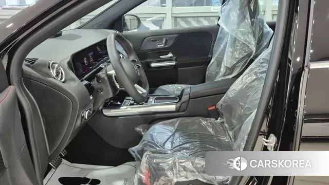 Mercedes-Benz GLA - Class H247 2025 Черный из Кореи, фото 3