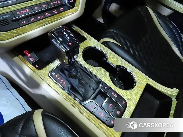 Kia The New Carnival 2018 Белый из Кореи, фото 3