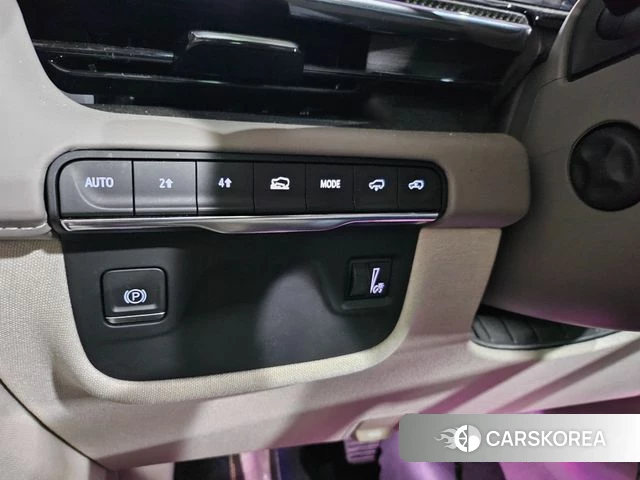 Cadillac Escalade 5th Generation 2023 Черный из Кореи, фото 3