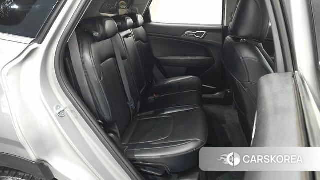Kia Sportage 5th Generation 2022 Серебряный из Кореи, фото 3
