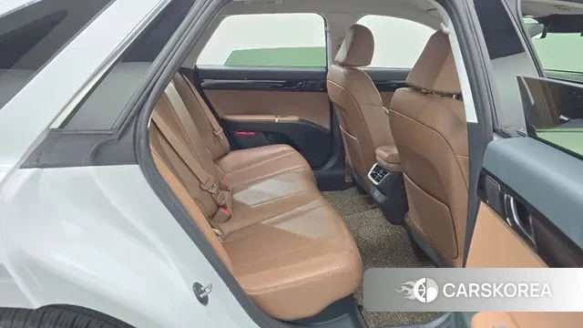 Hyundai Grandeur Hybrid (GN7) 2023 Белый из Кореи, фото 3