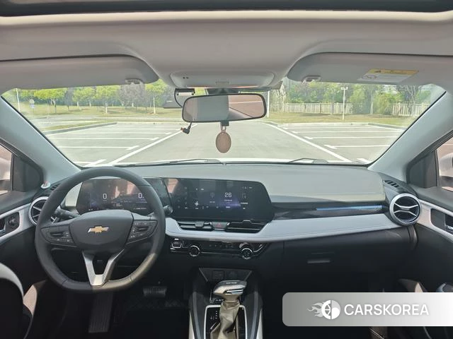 Chevrolet Cruze 2023 Белый из Китая, фото 3