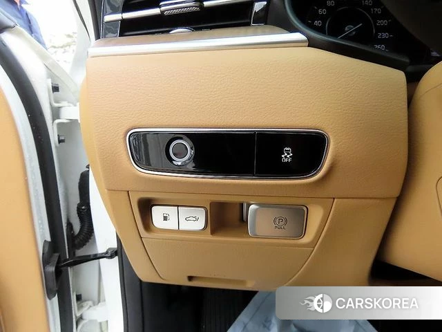 Kia The New K9 2nd generation 2022 Белый из Кореи, фото 3