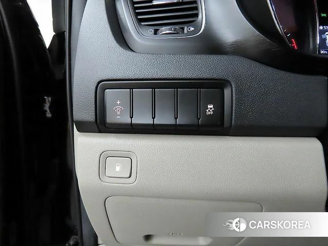 Kia The New Carnival 2018 Черный из Кореи, фото 3