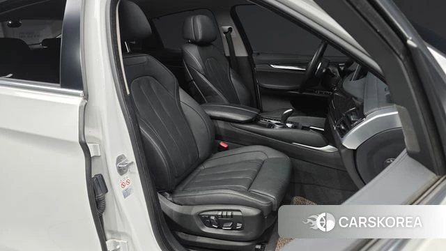 BMW X6 (F16) 2019 Белый из Кореи, фото 3