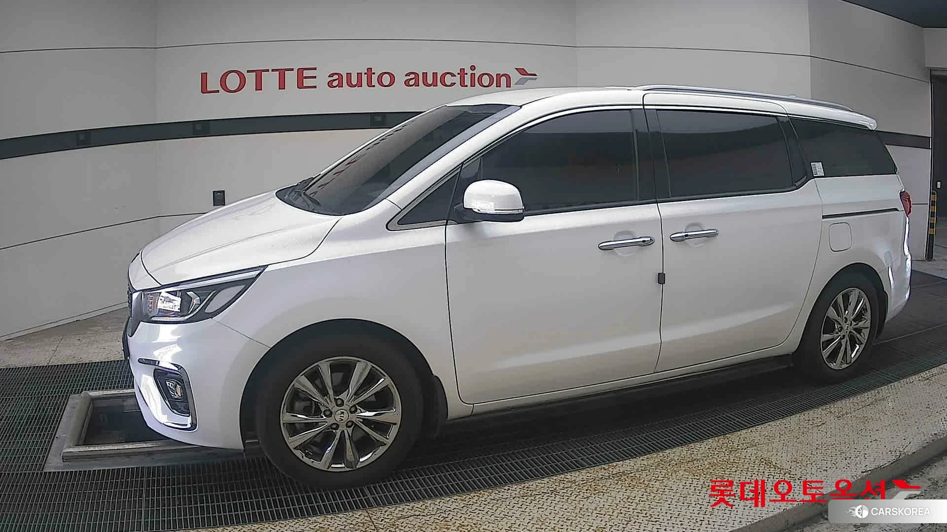 Kia Carnival 2019 Белый из Кореи, фото 3