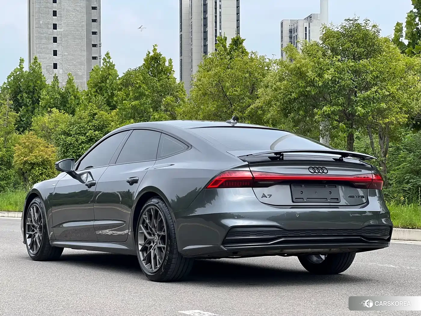 Audi A7 2024 Silver/gray из Китая, фото 3