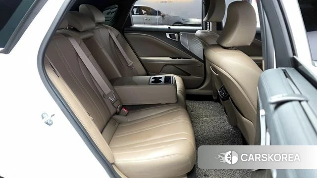 Kia K8 2023 Белый из Кореи, фото 3