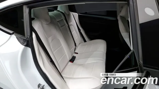 Tesla Model 3 2022 Белый из Кореи, фото 3