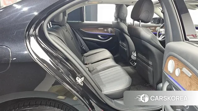 Mercedes-Benz E-Class W213 2020 Черный из Кореи, фото 3