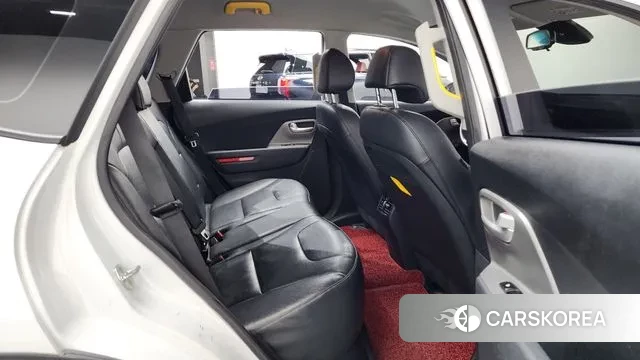 Kia Niro Plus 2022 Белый из Кореи, фото 3