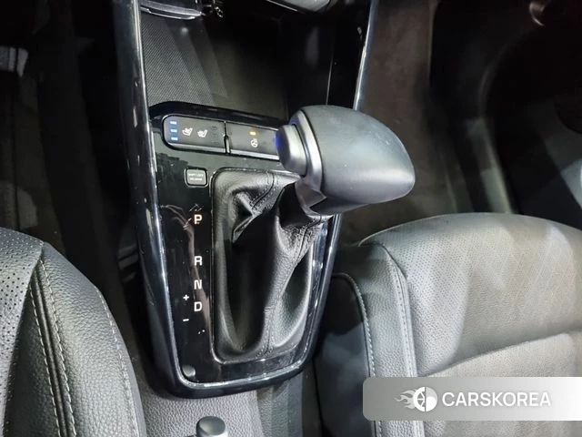 Kia Stonic 2020 Белый из Кореи, фото 3
