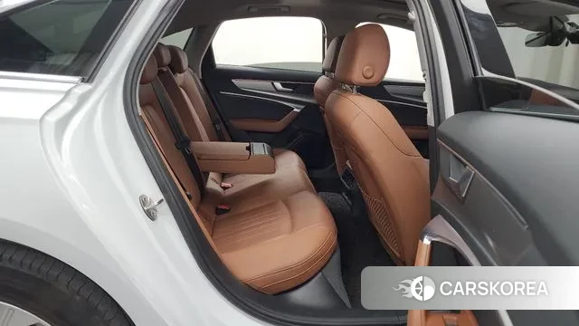 Audi A6 (C8) 2020 Белый из Кореи, фото 3