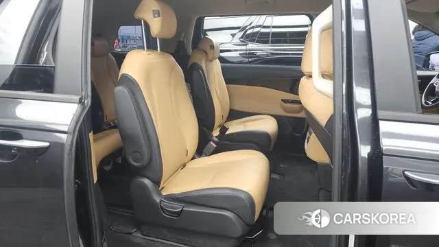 Kia Carnival 4th generation 2022 Серый из Кореи, фото 3