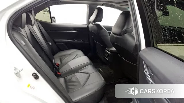 Toyota Camry (XV70) 2018 Белый из Кореи, фото 3