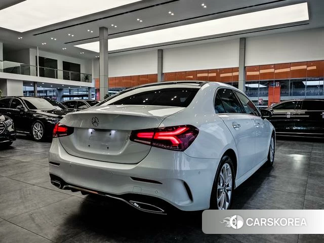 Mercedes-Benz Class A 2022 Белый из Китая, фото 3