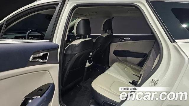 Kia Sportage 5th Generation 2022 Белый из Кореи, фото 3