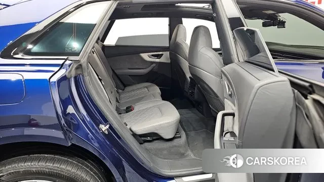 Audi Q8 (4M) 2021 Синий из Кореи, фото 3