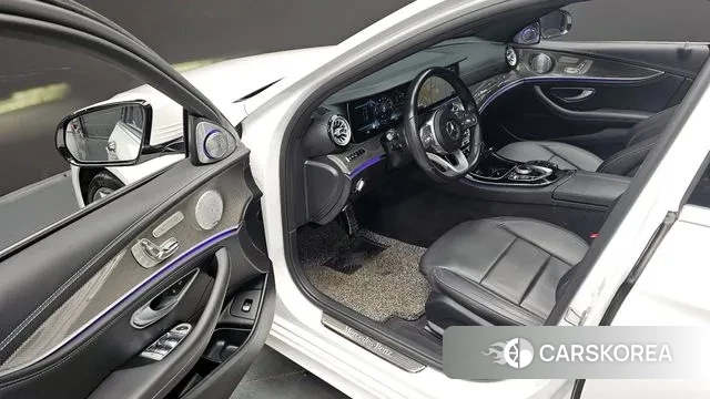 Mercedes-Benz E-Class W213 2019 Белый из Кореи, фото 3