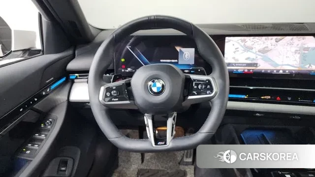 BMW 5 Series (G60) 2024 Белый из Кореи, фото 3