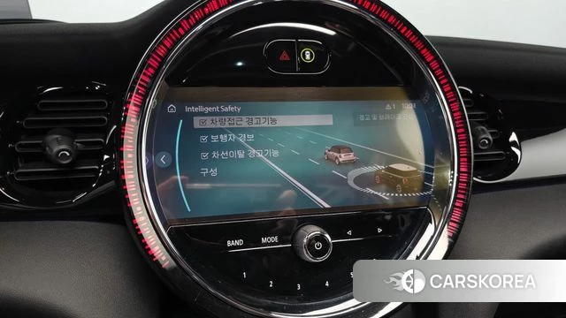 Mini Cooper S 2023 Жемчужный цвет из Кореи, фото 3