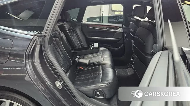 BMW 6 Series GT (G32) 2020 Черный из Кореи, фото 3