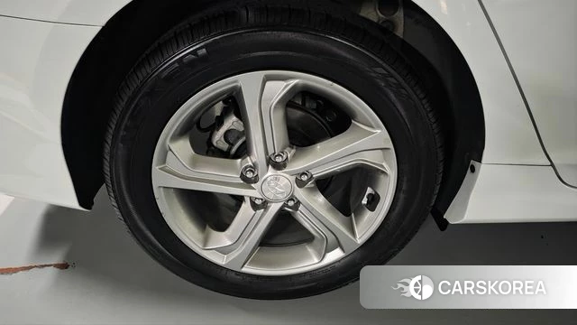 Hyundai Sonata New Rise 2018 Белый из Кореи, фото 3