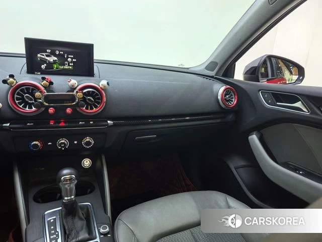 Audi A3 2019 Красный из Китая, фото 3
