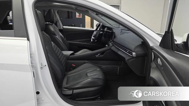 Hyundai Avante Hybrid (CN7) 2020 Белый из Кореи, фото 3