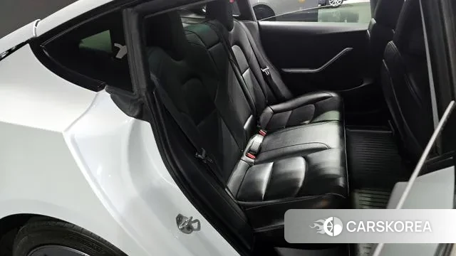 Tesla Model 3 2022 Белый из Кореи, фото 3