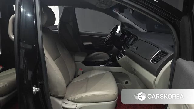 Kia All New Carnival 2018 Черный из Кореи, фото 3