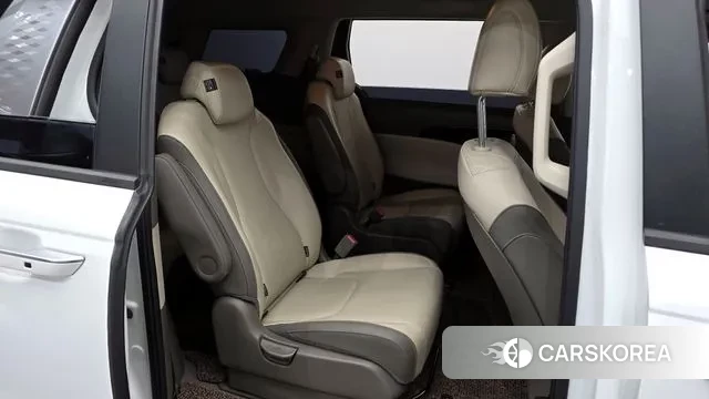 Kia Carnival 4th generation 2023 Белый из Кореи, фото 3