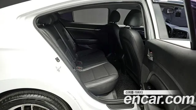 Hyundai Avante AD 2018 Белый из Кореи, фото 3