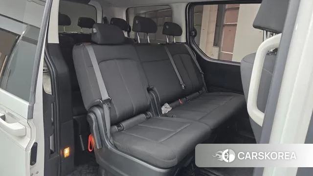 Hyundai Staria 2022 Белый из Кореи, фото 3