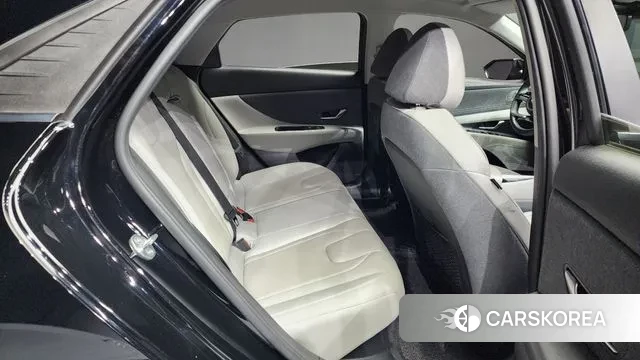 Hyundai Avante Hybrid (CN7) 2021 Черный из Кореи, фото 3