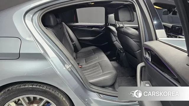 BMW 5 Series (G30) 2020 Серый из Кореи, фото 3