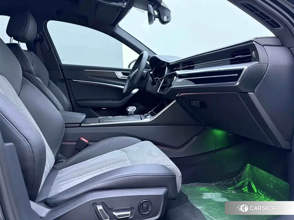 Audi A6L 2024 Черный из Китая, фото 3