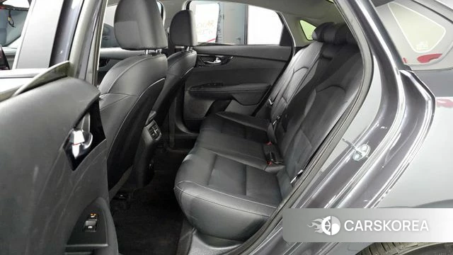 Kia The New K3 2nd generation 2023 Серый из Кореи, фото 3