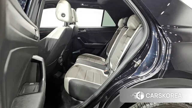 Volkswagen T-Roc 2021 Черный из Кореи, фото 3