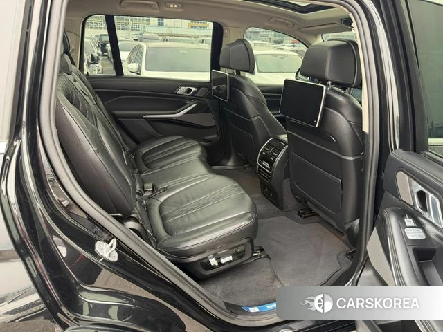 BMW X7 (G07) 2021 Черный из Кореи, фото 3