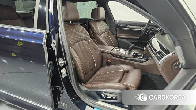 BMW 7 Series (G11) 2018 Синий из Кореи, фото 3