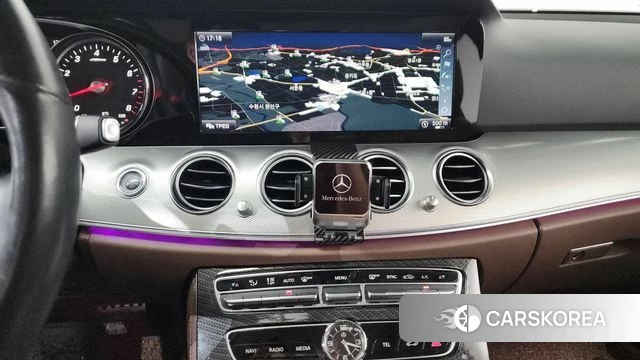 Mercedes-Benz E-Class W213 2019 Белый из Кореи, фото 3