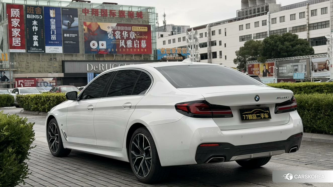 BMW 5 series 2020 Белый из Китая, фото 3
