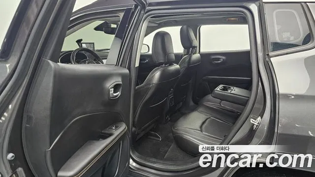 Jeep Compass 2nd Generation 2018 Серый из Кореи, фото 3